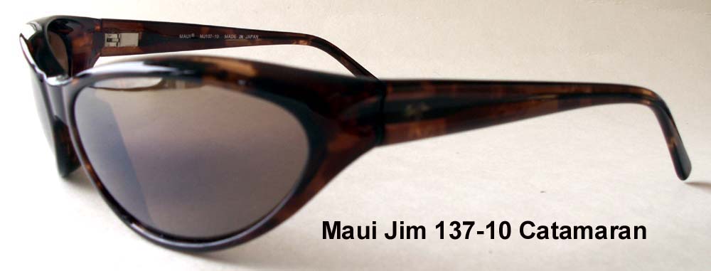 Maui Jim 137 Catamaran display picture 2